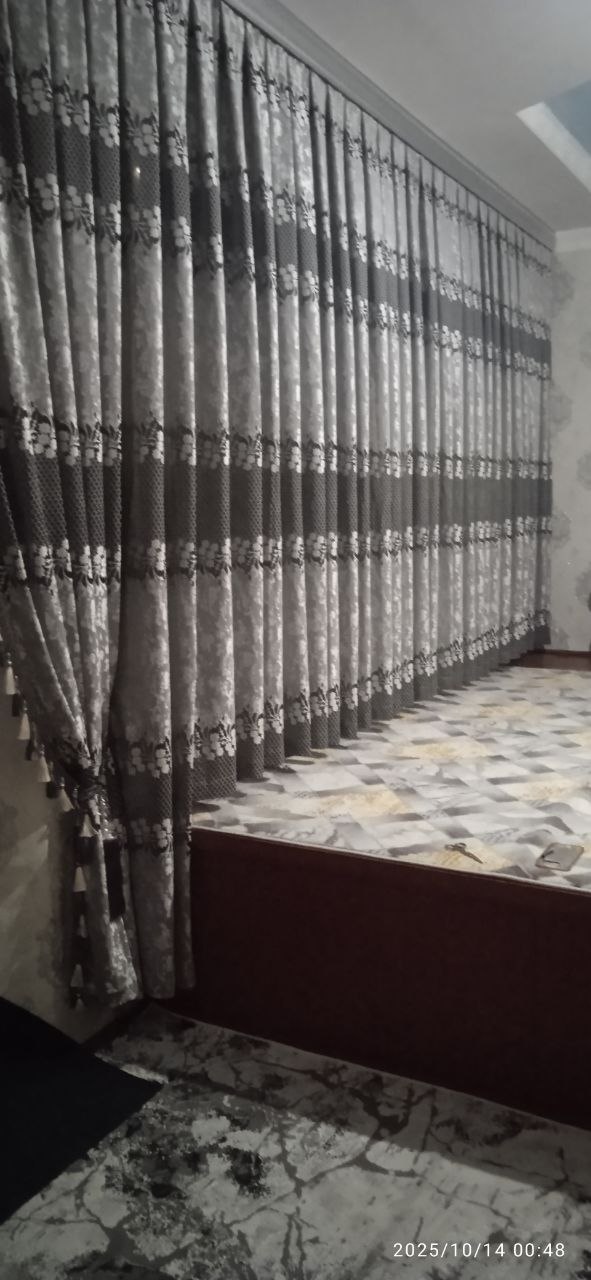 Velyur tutrang pardalar